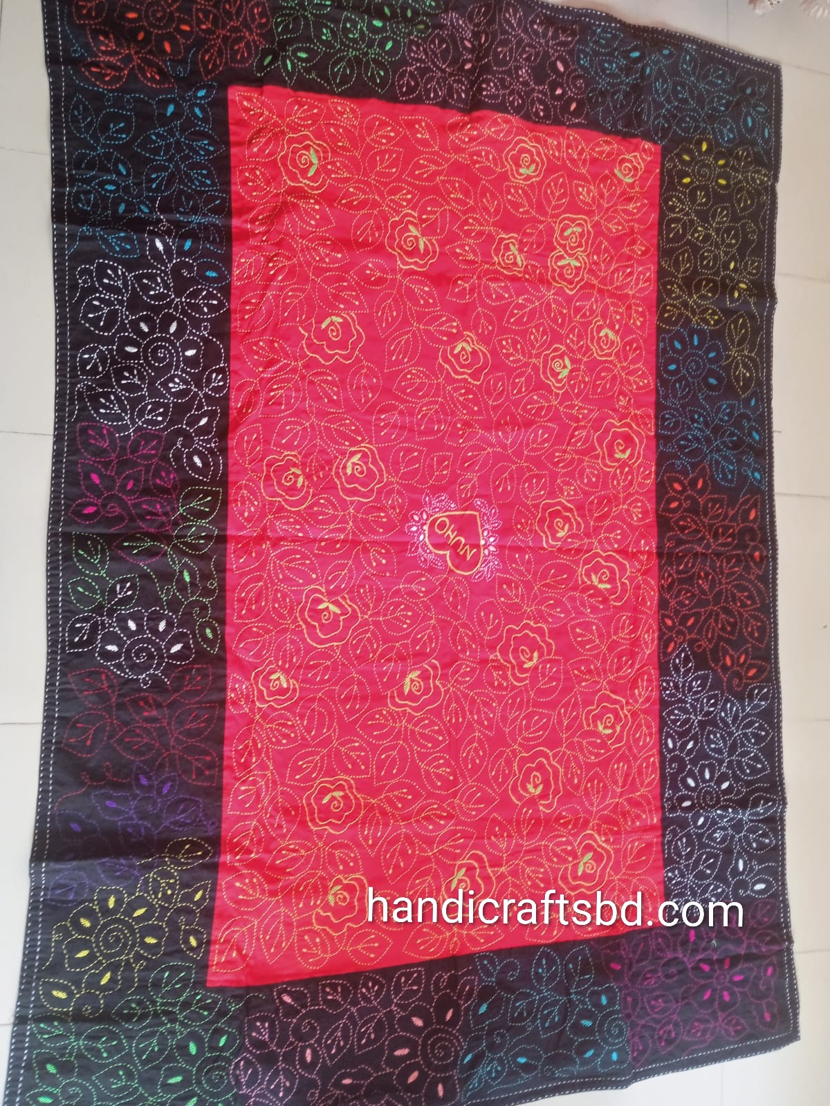 আপনার নামের নকশী কাঁথা – কাস্টম ডিজাইন, পছন্দের রঙ ও ব্যক্তিগত স্পর্শে একদম ইউনিক ২গজ